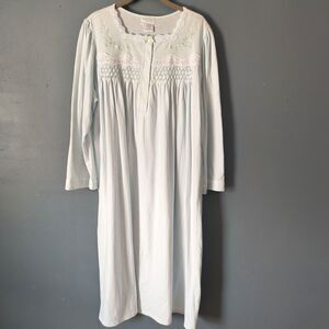 Carole Hochman Nightgown XL Green Smocking Floral Cotton Cottagecore Dainty